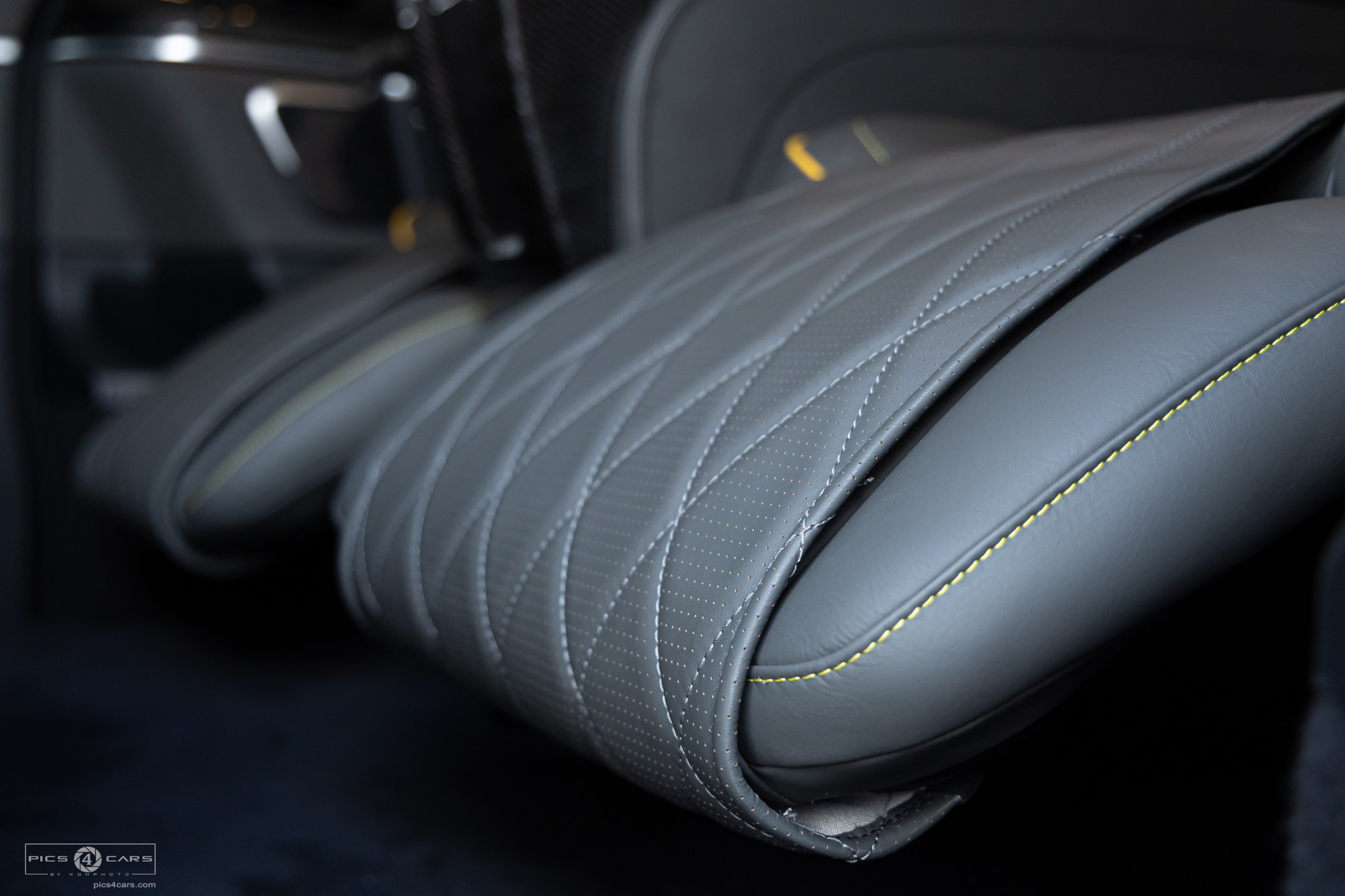 
								2023 Mercedes-Benz Metris Ambiante Lux Passenger Van full									