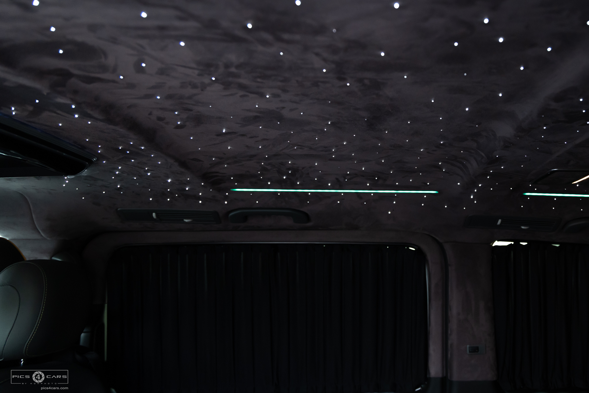 
								2023 Mercedes-Benz Metris Ambiante Lux Passenger Van full									