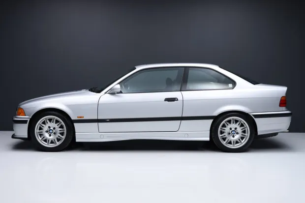 
								1998 BMW M3 5-Speed full									