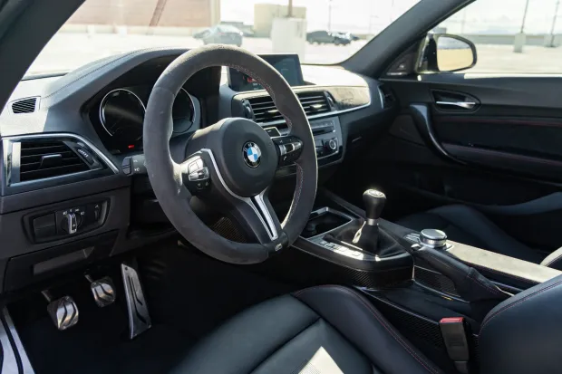 
								2020 BMW M2 CS 6 Speed full									