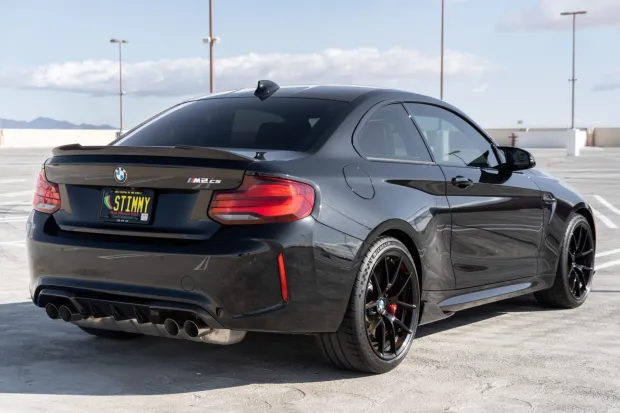 
								2020 BMW M2 CS 6 Speed full									