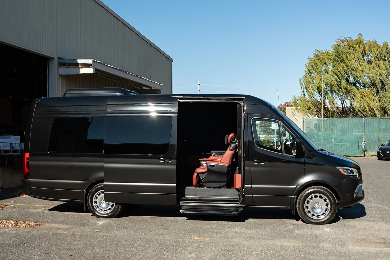 
								2024 Mercedes-Benz Sprinter full									