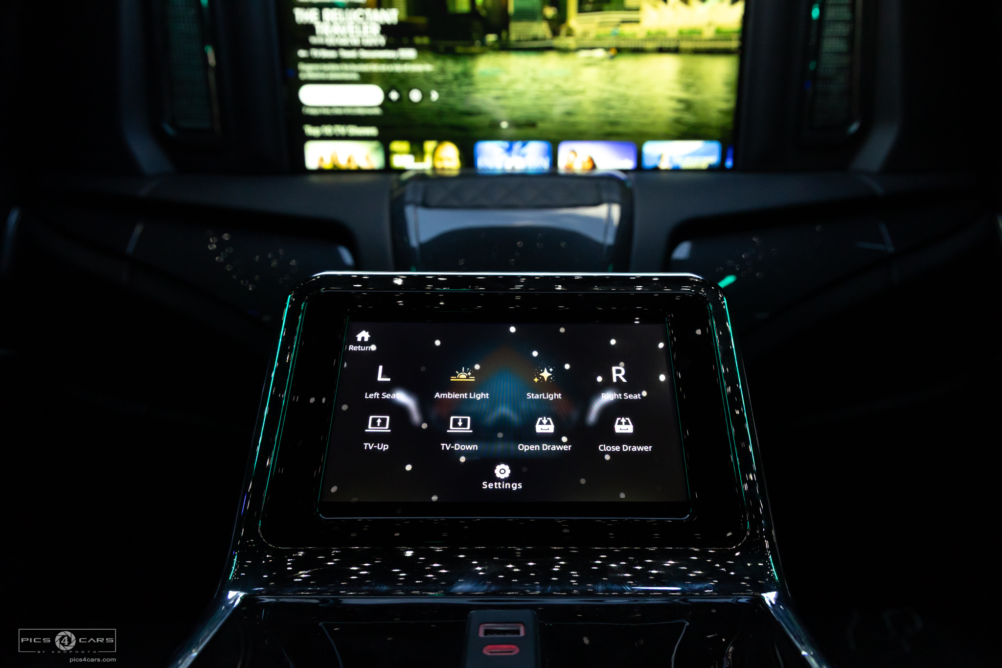 
								2022 Cadillac Escalade Aperta full									