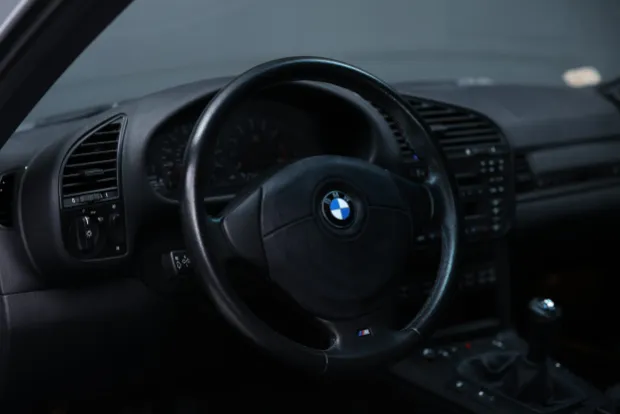 
								1998 BMW M3 5-Speed full									