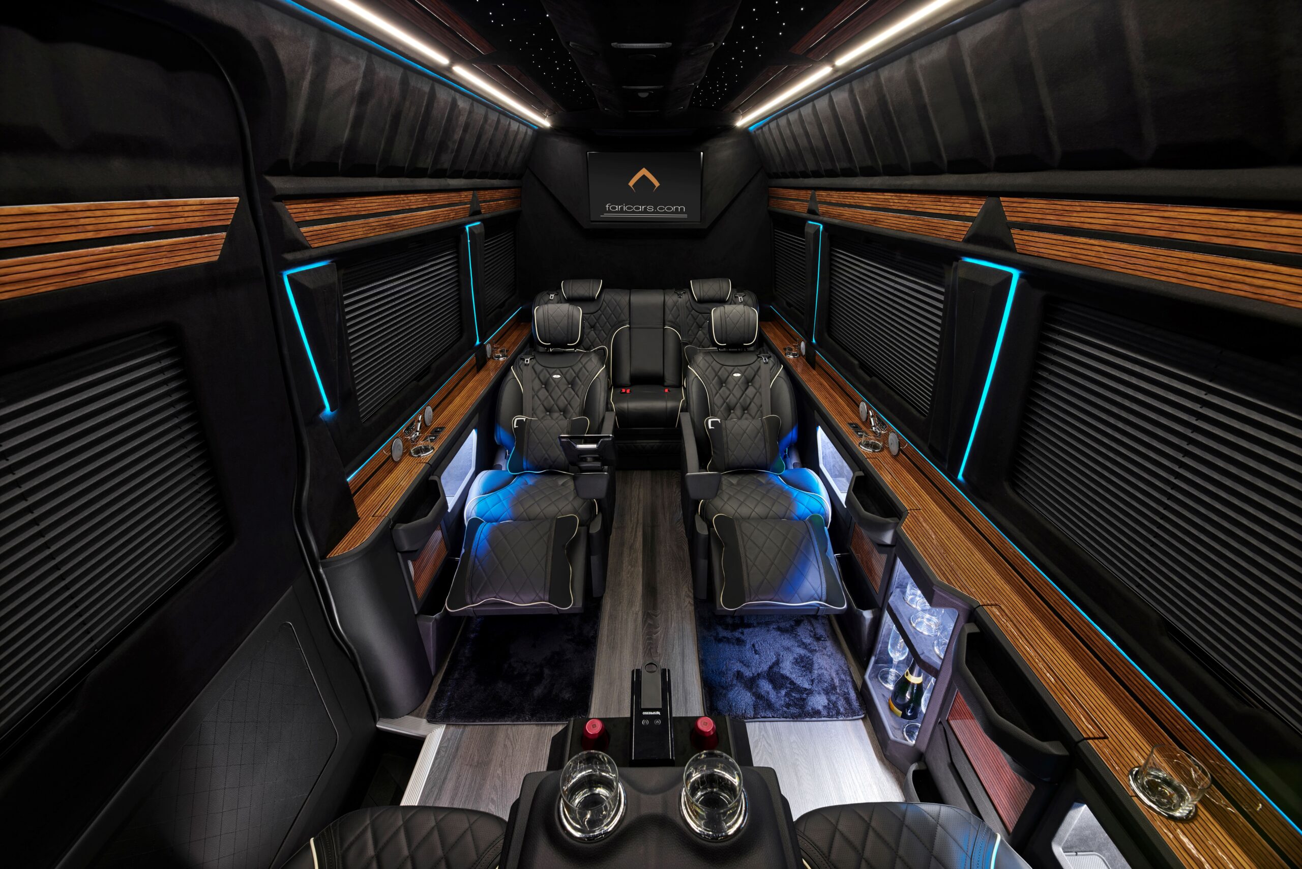 
								2023 Mercedes-Benz Sprinter 2500 full									