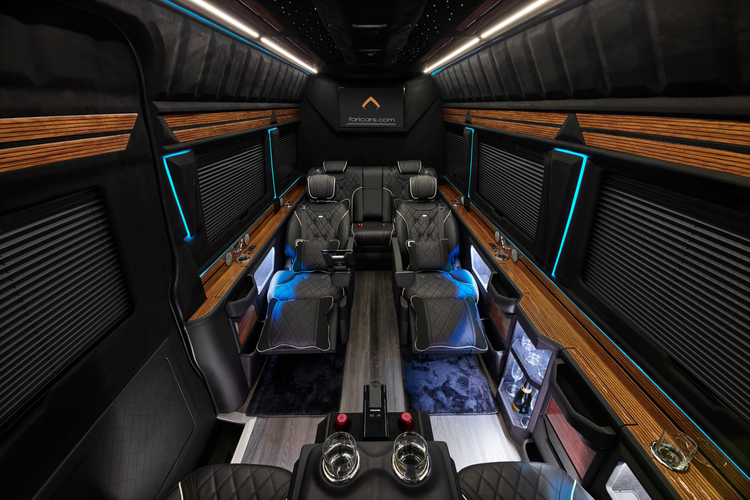 
								2023 Mercedes-Benz Sprinter 2500 full									
