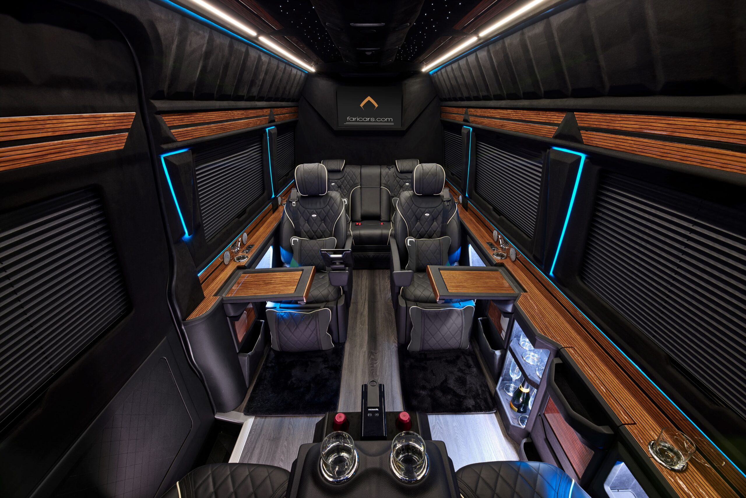 
								2023 Mercedes-Benz Sprinter 2500 full									