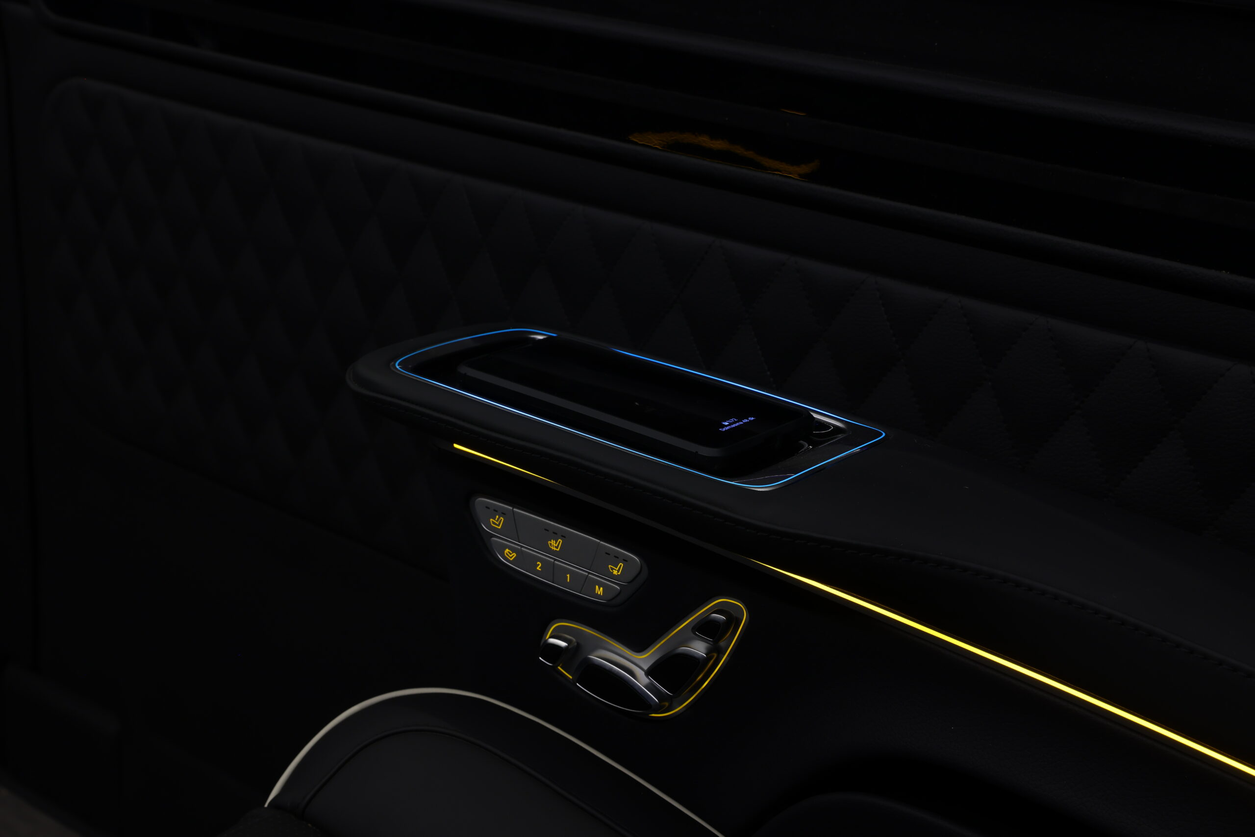 
								2022 Mercedes-Benz Sprinter 2500 Serenus Edition full									