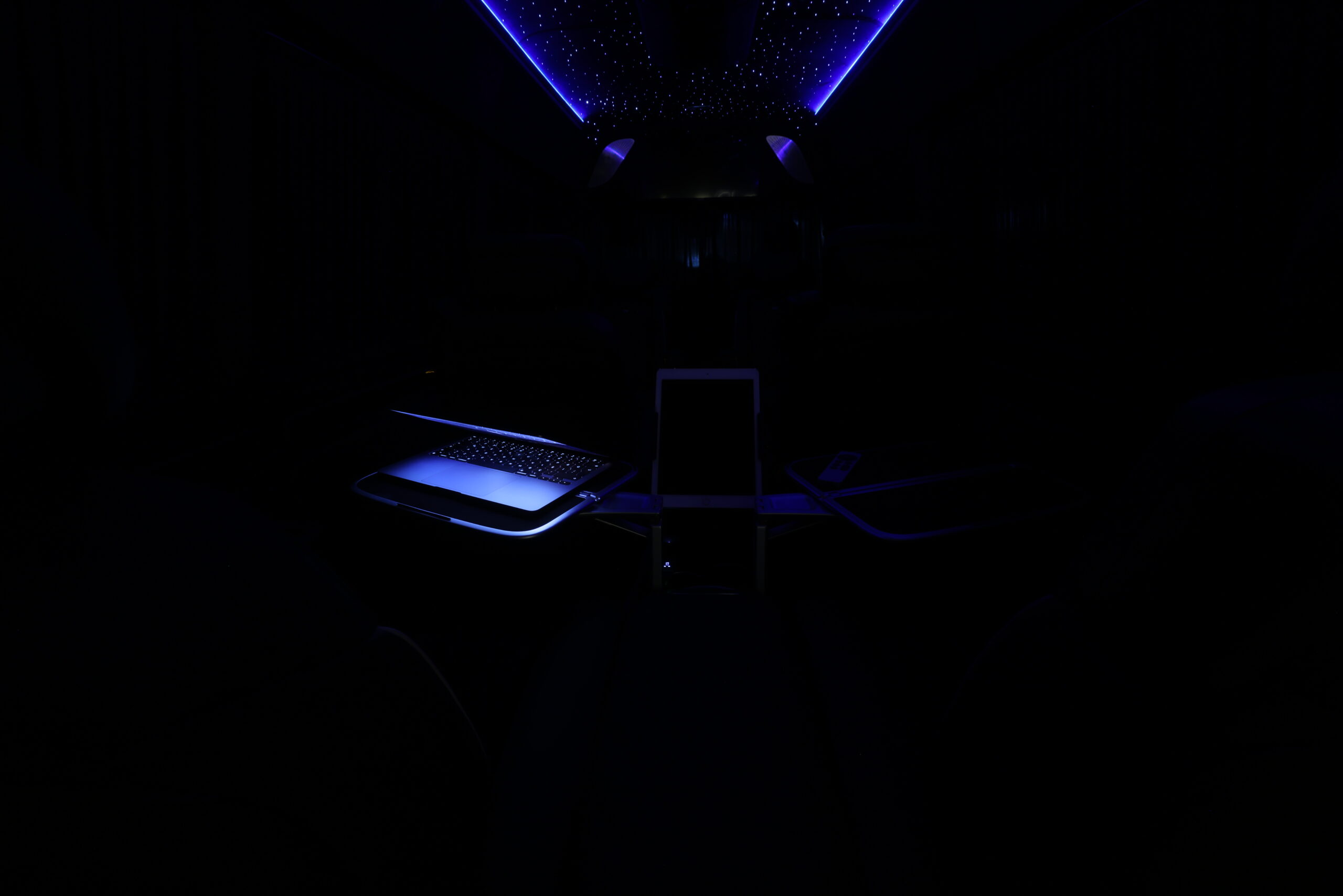 
								2022 Mercedes-Benz Sprinter 2500 Serenus Edition full									