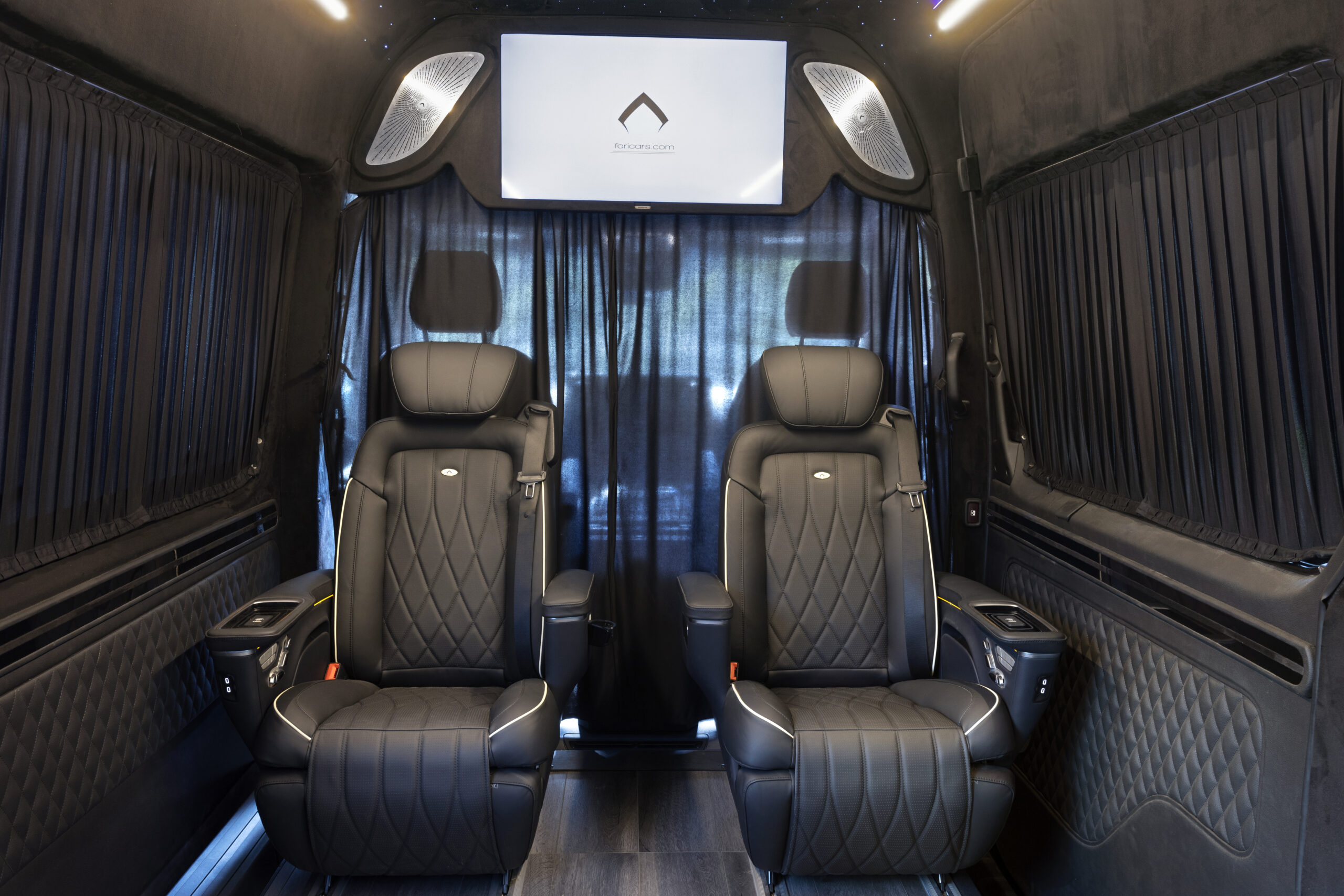 
								2022 Mercedes-Benz Sprinter 2500 Serenus Edition full									