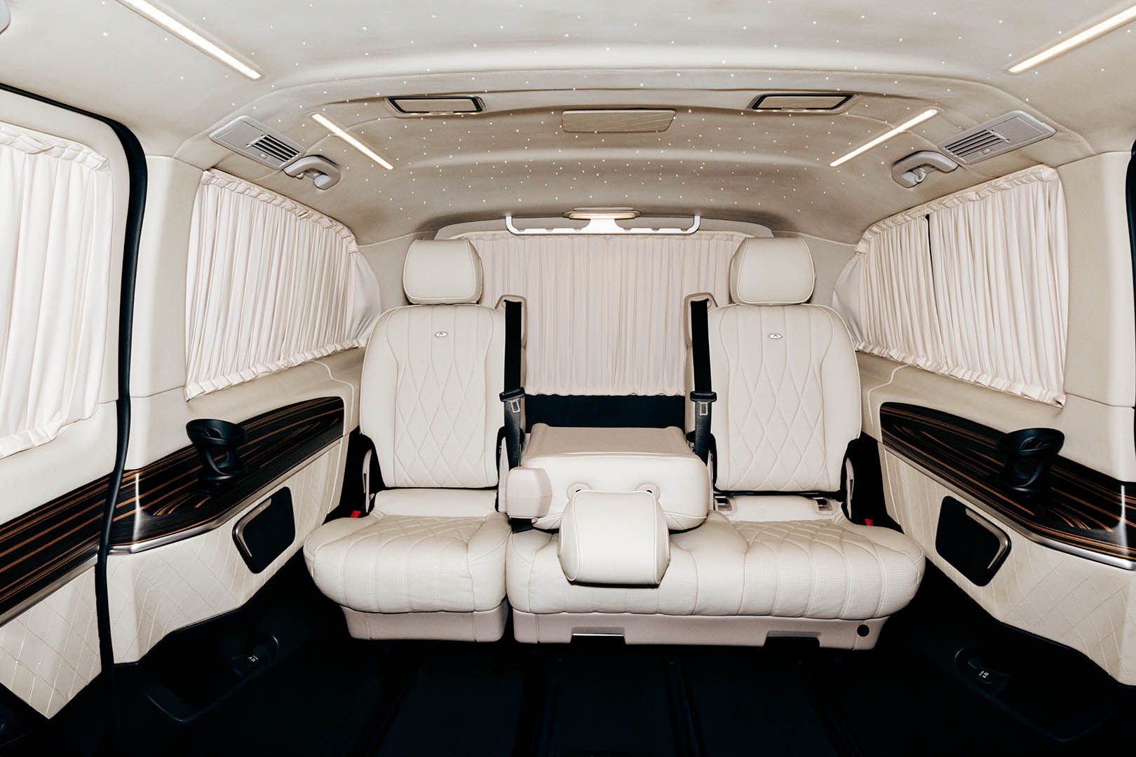 
								2023 Mercedes-Benz Metris Passenger Van full									