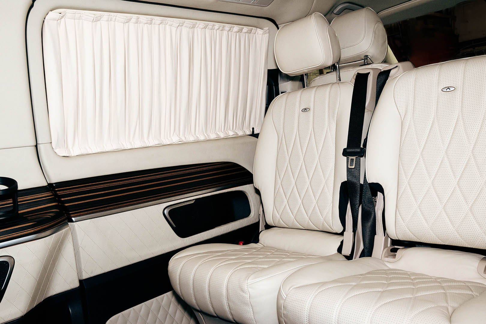 
								2023 Mercedes-Benz Metris Passenger Van full									