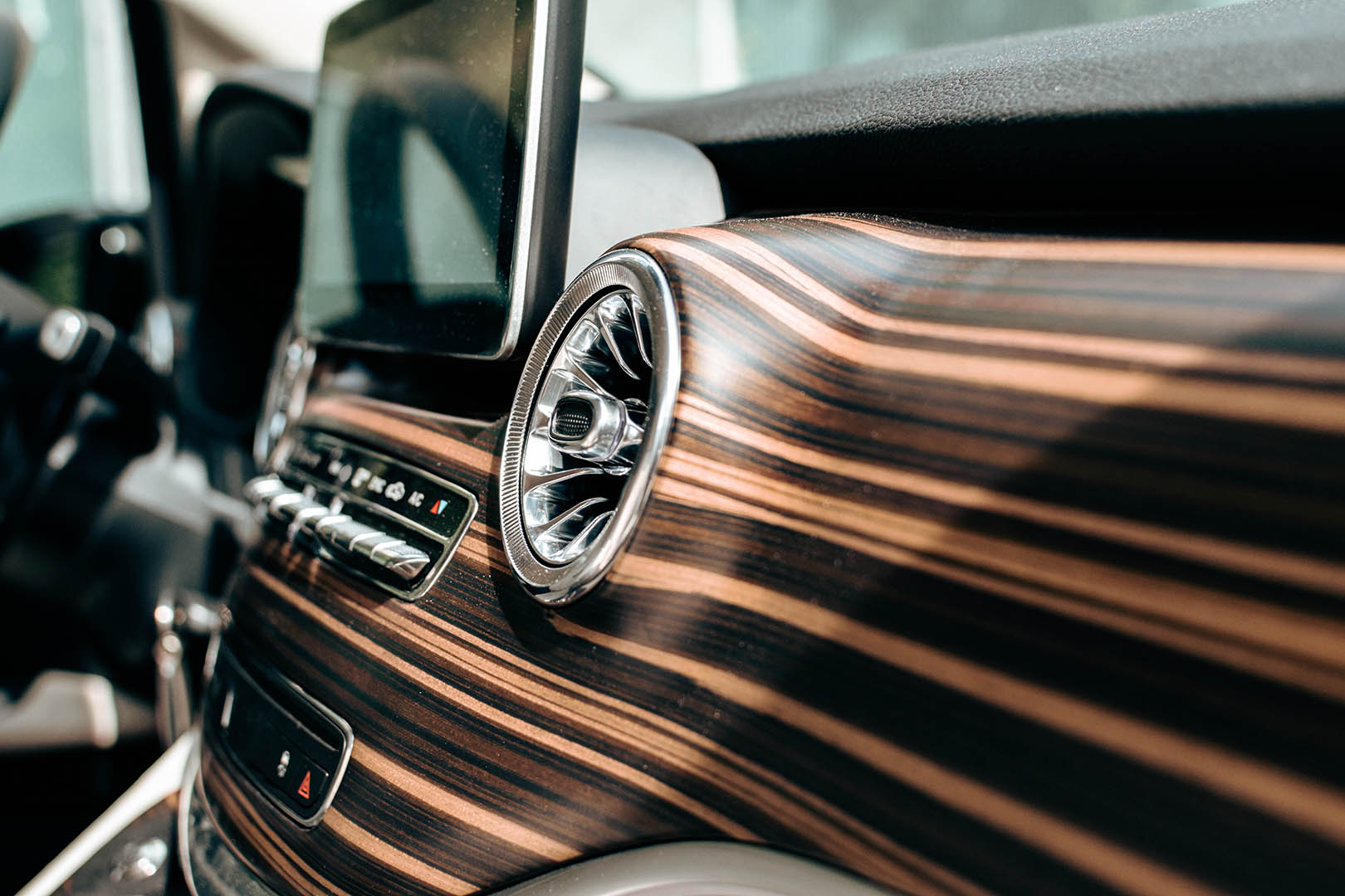 
								2023 Mercedes-Benz Metris Passenger Van full									