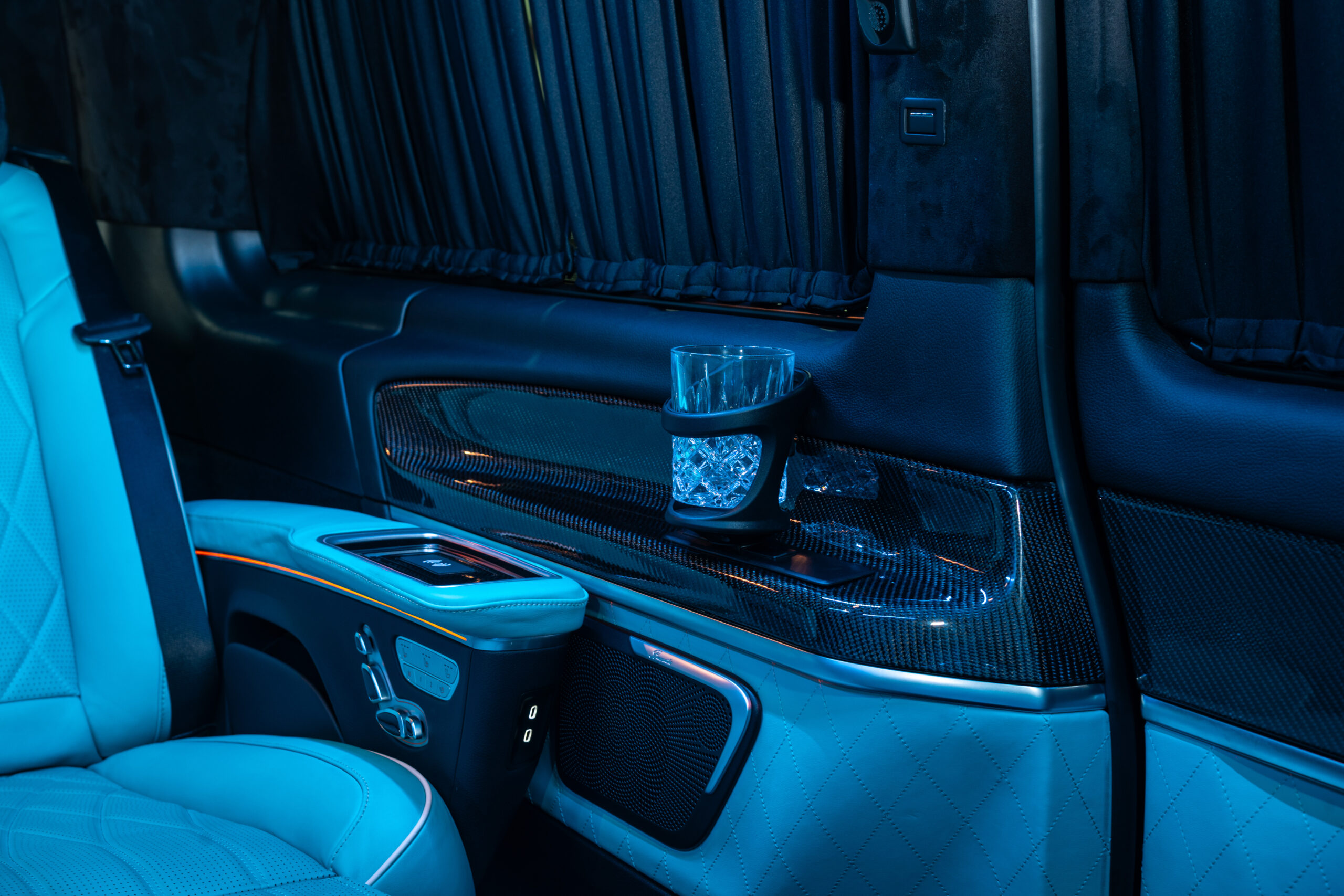 
								2023 Mercedes-Benz Metris Passenger Van full									