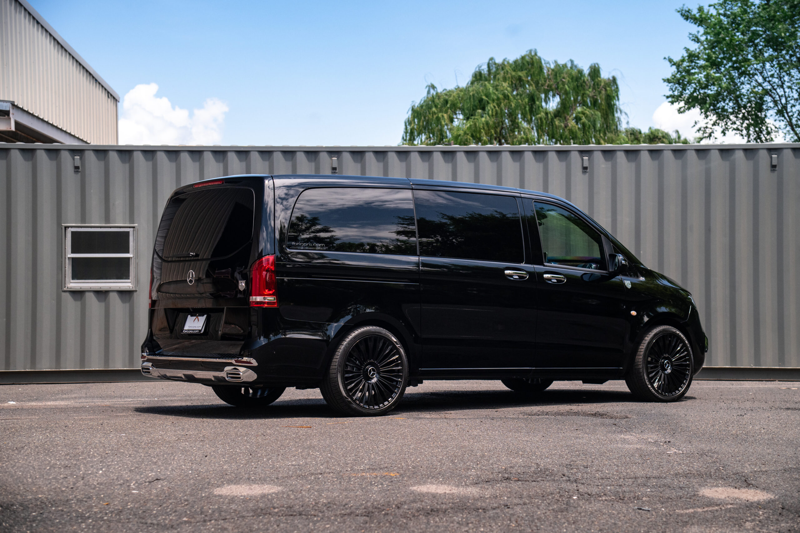 
								2023 Mercedes-Benz Metris Passenger Van full									