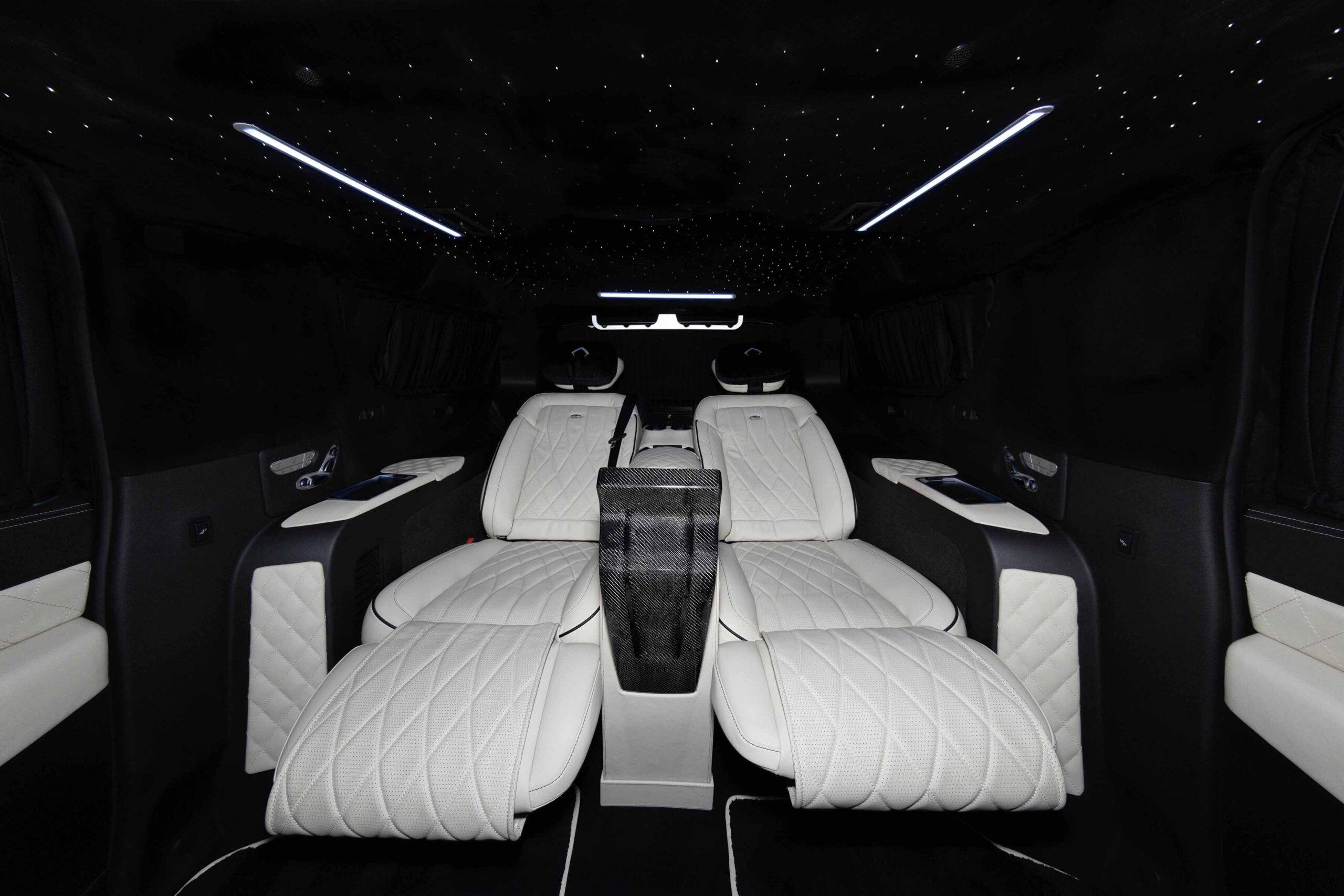 
								2025 Cadillac Escalade ESV Sport Platinum full									