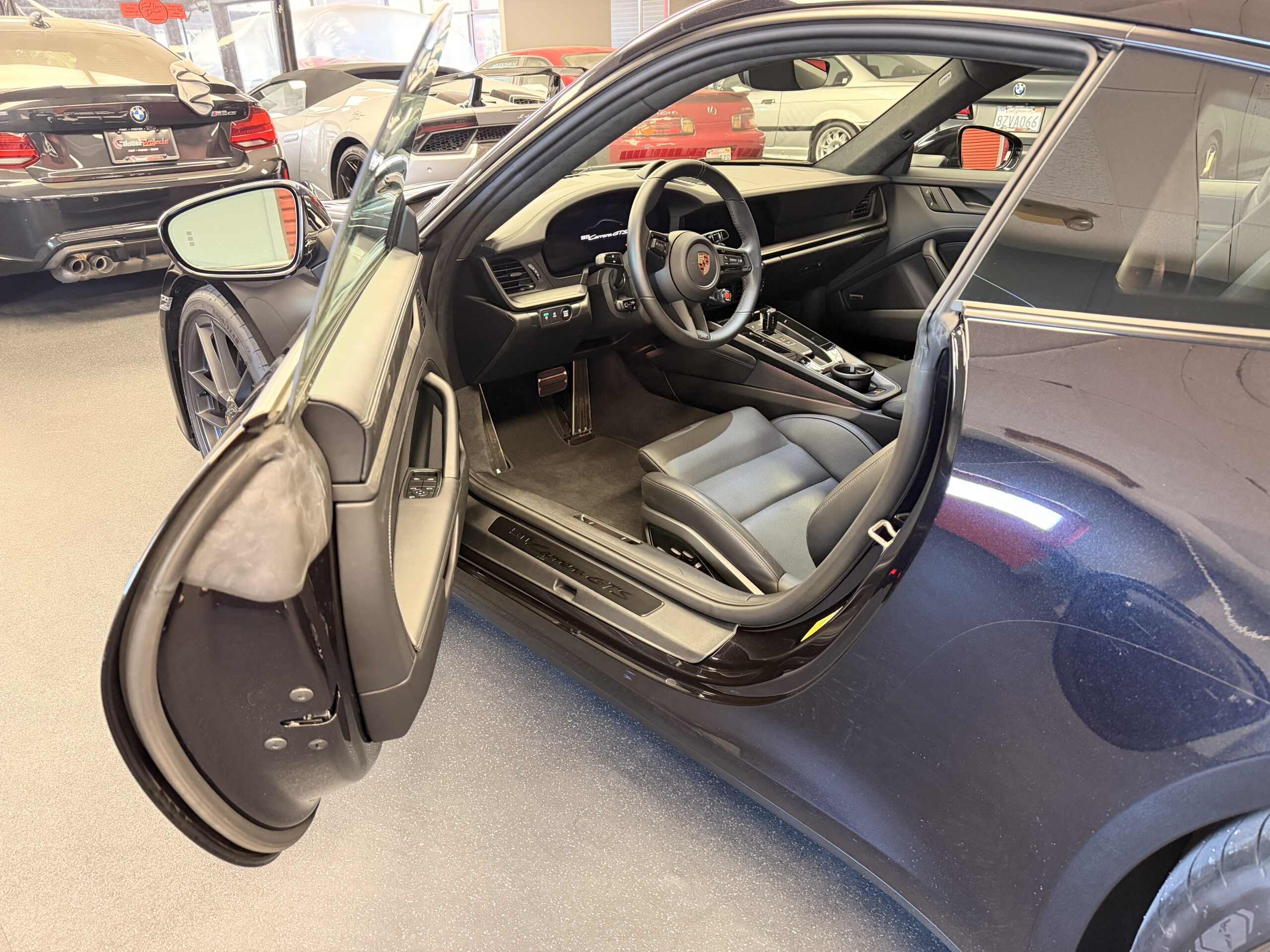 
								2025 Porsche 992.2 Carrera GTS Coupe full									