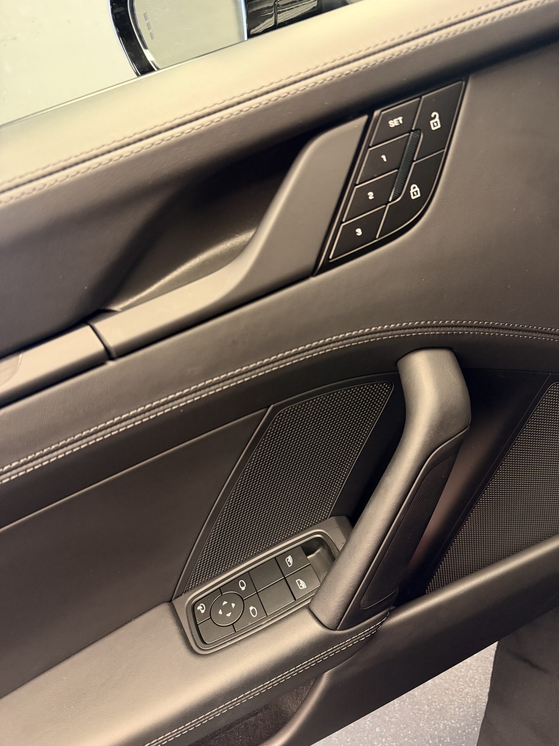 
								2025 Porsche 992.2 Carrera GTS Coupe full									