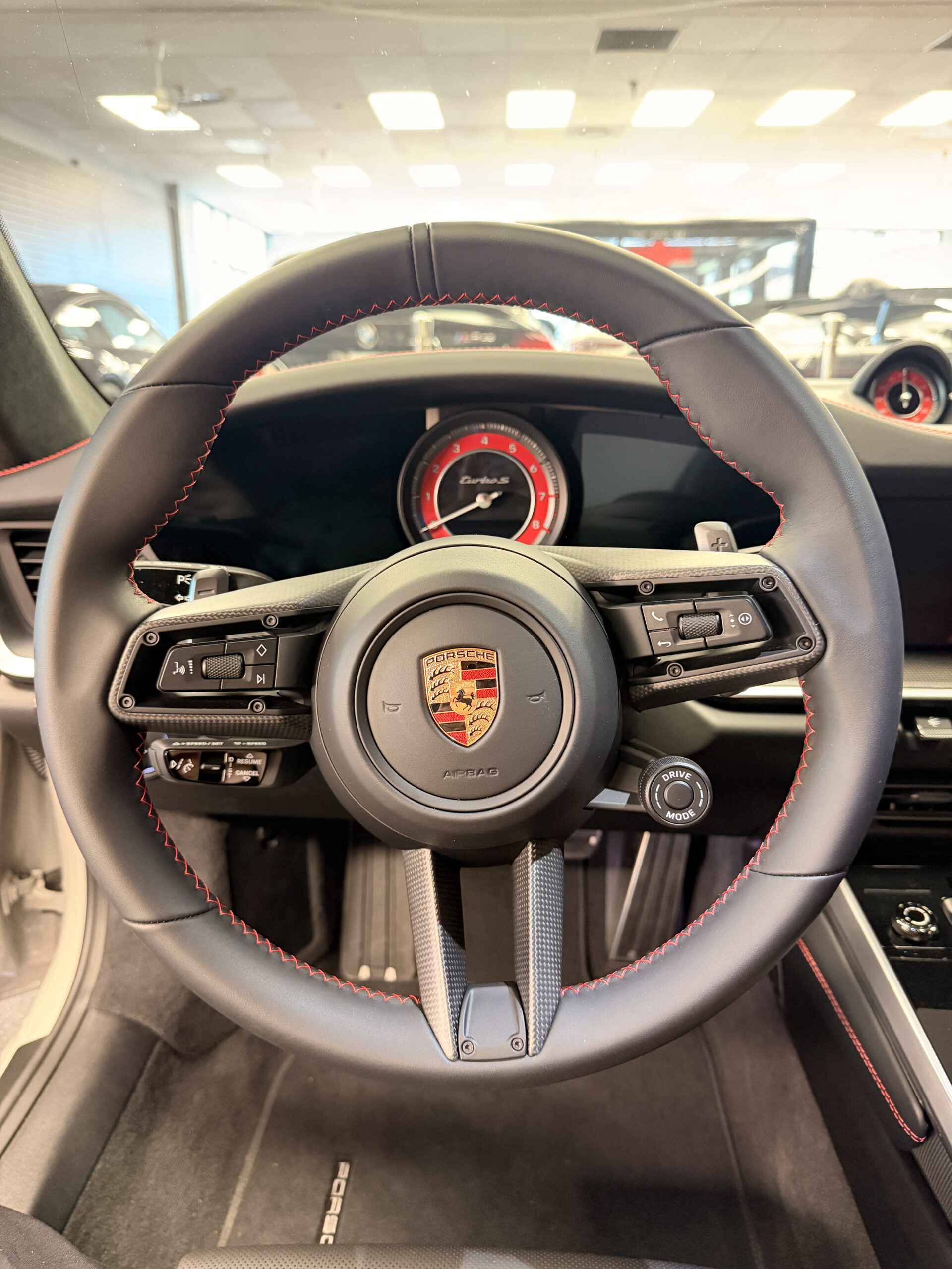 
								2025 Porsche 911 Turbo S full									