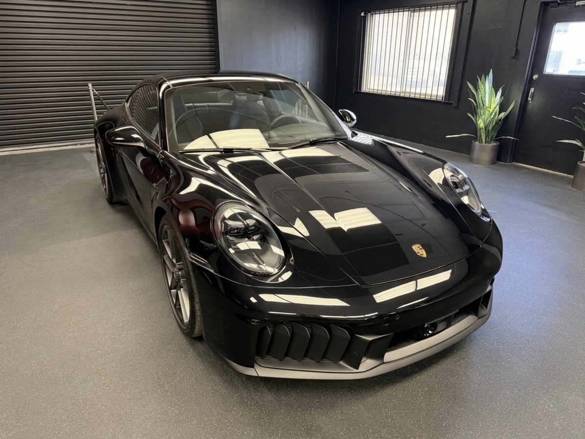 
								2025 Porsche 992.2 Carrera GTS Coupe full									