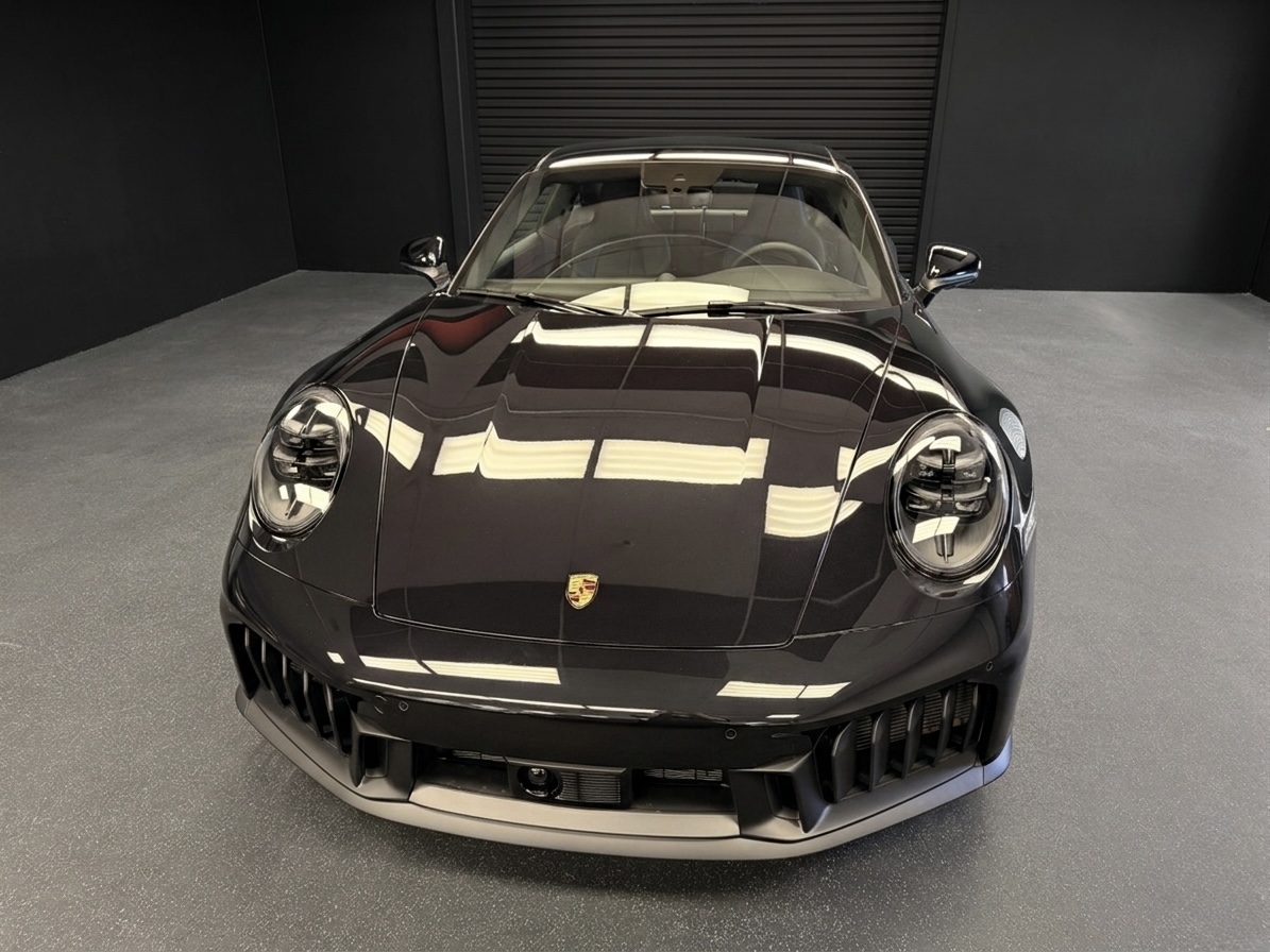 
								2025 Porsche 992.2 Carrera GTS Coupe full									