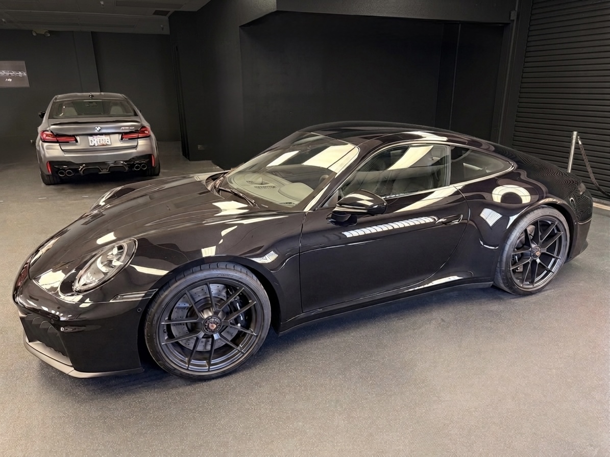 
								2025 Porsche 992.2 Carrera GTS Coupe full									