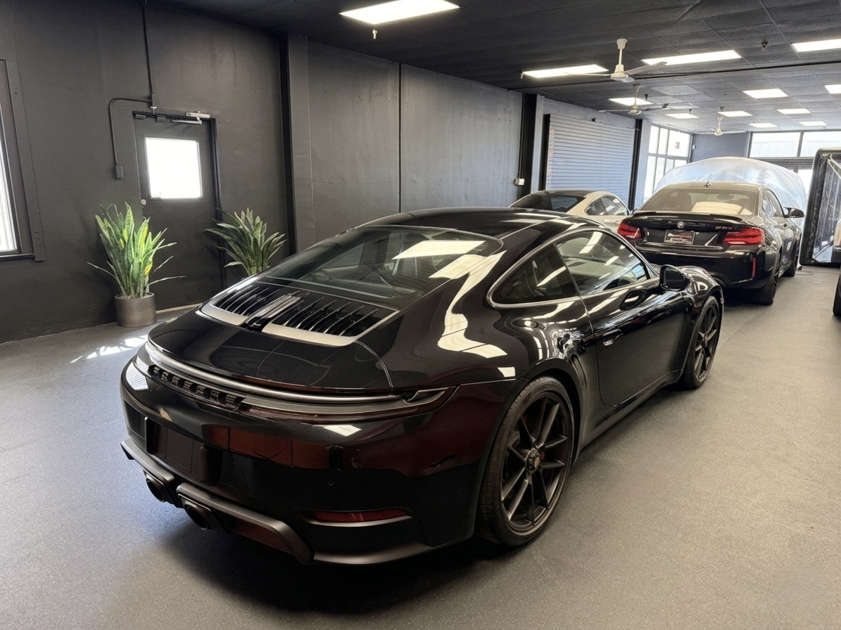 
								2025 Porsche 992.2 Carrera GTS Coupe full									