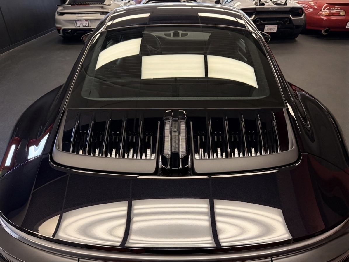 
								2025 Porsche 992.2 Carrera GTS Coupe full									