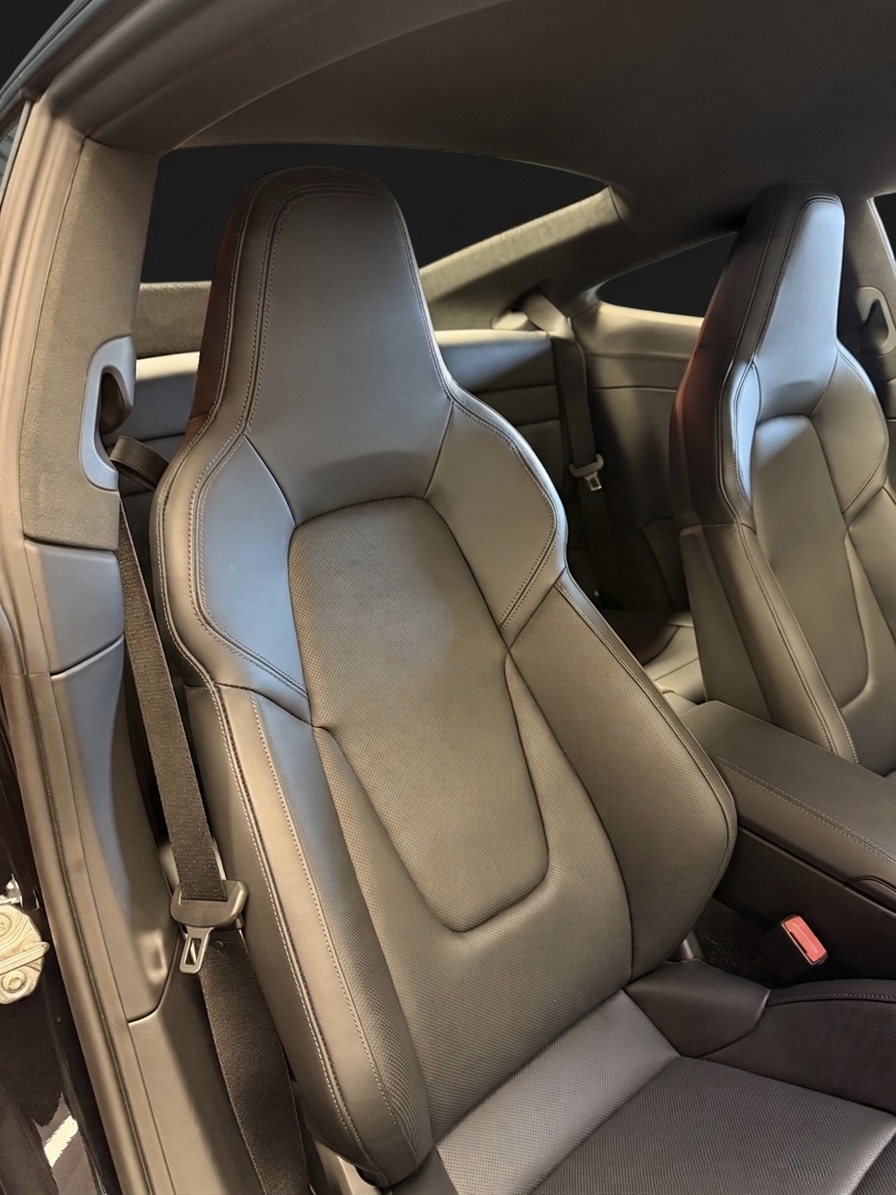 
								2025 Porsche 992.2 Carrera GTS Coupe full									