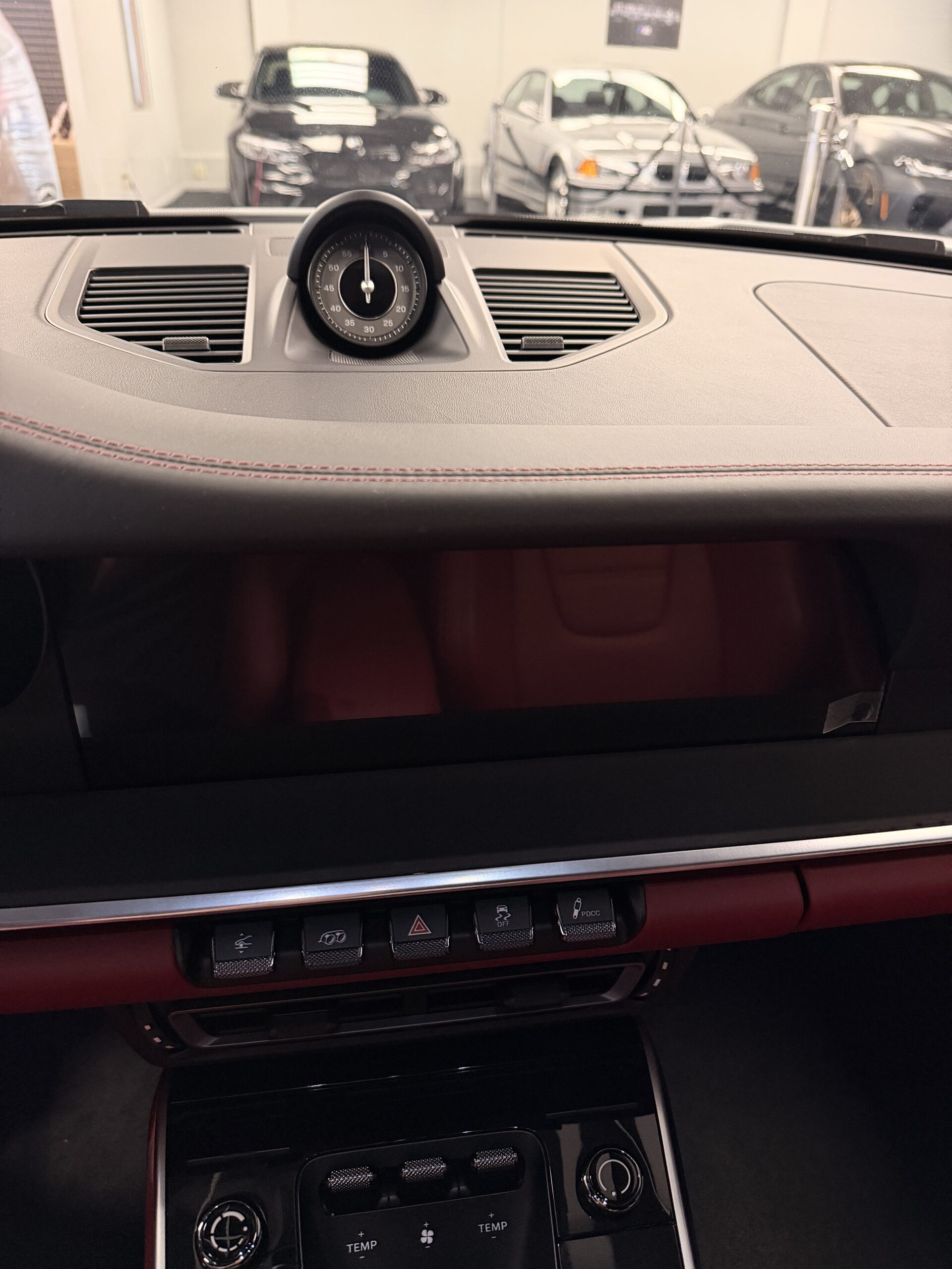 
								2021 Porsche 911 Turbo S Coupe full									