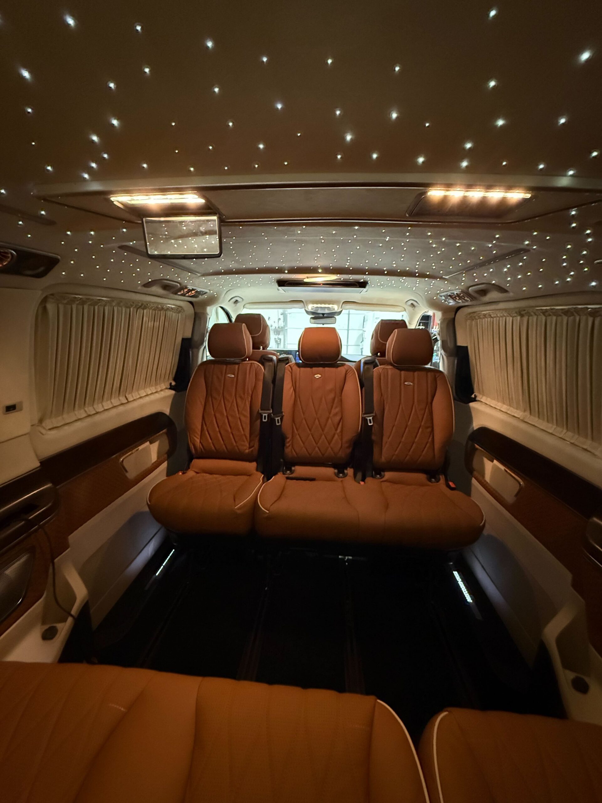 
								2023 Mercedes-Benz Metris Passenger Van full									