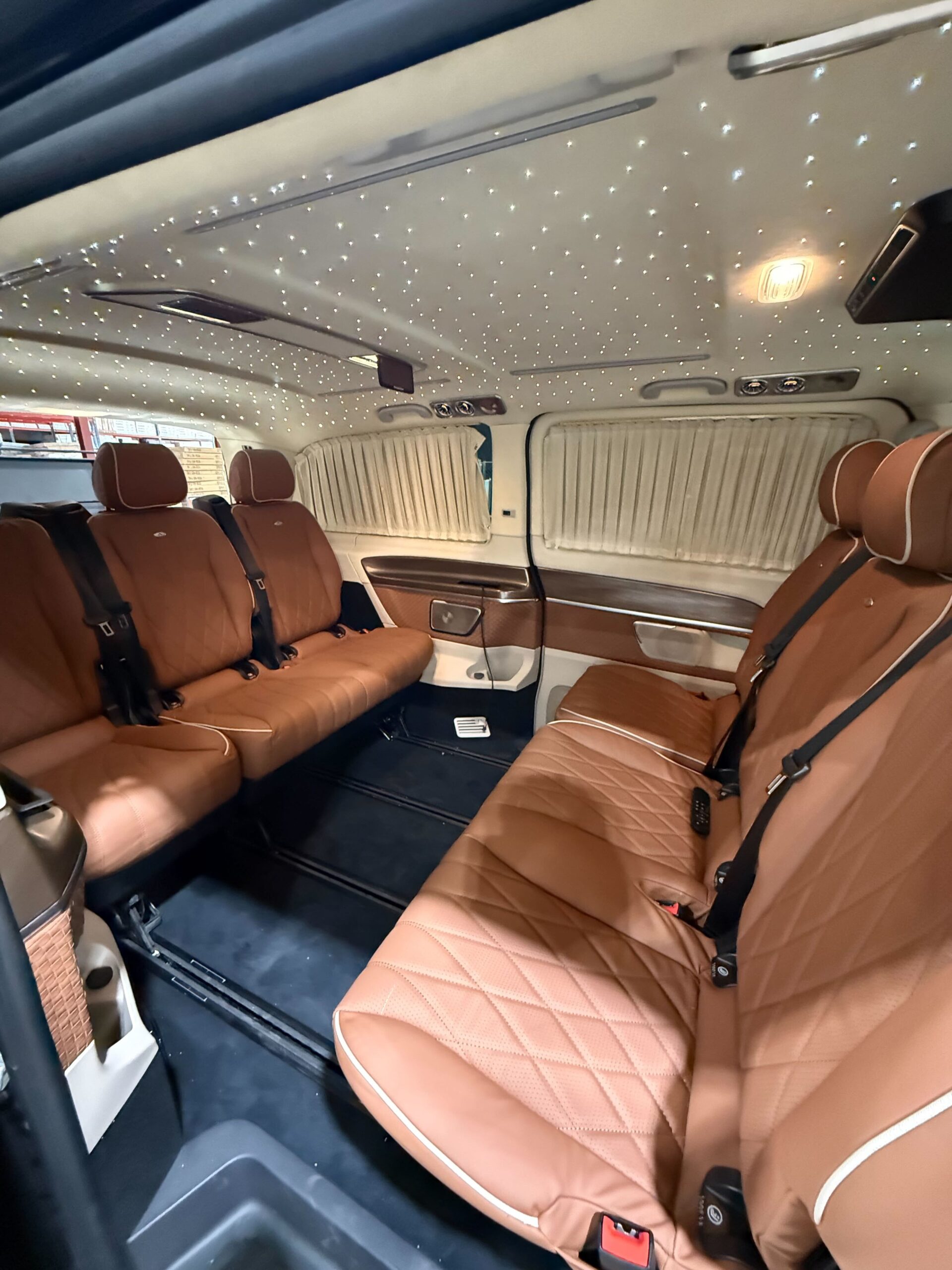 
								2023 Mercedes-Benz Metris Passenger Van full									