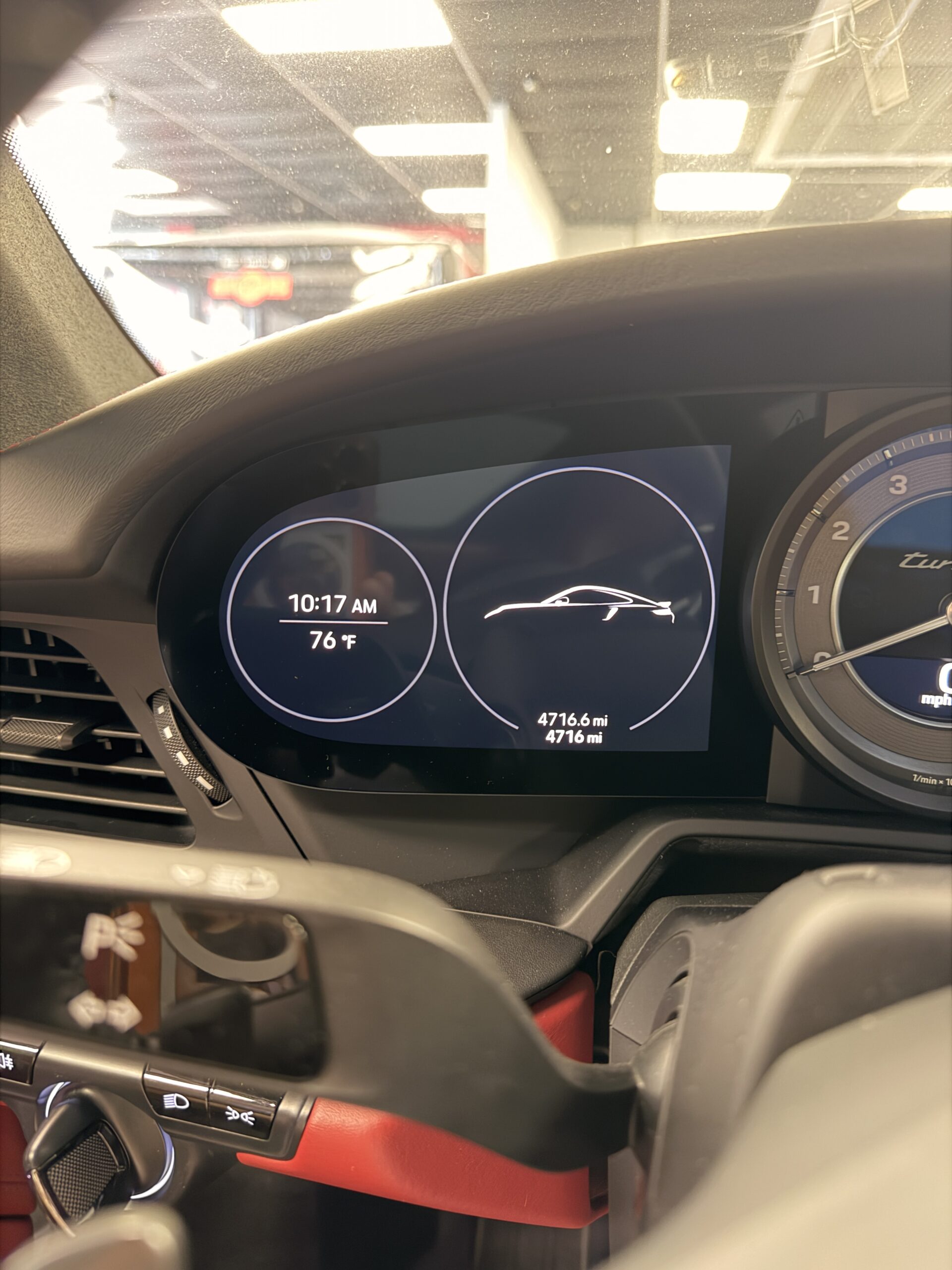 
								2021 Porsche 911 Turbo S Coupe full									